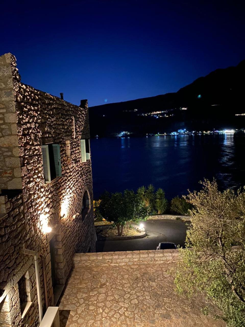 Vatoulia House Aparthotel Néon Oítilon Kültér fotó
