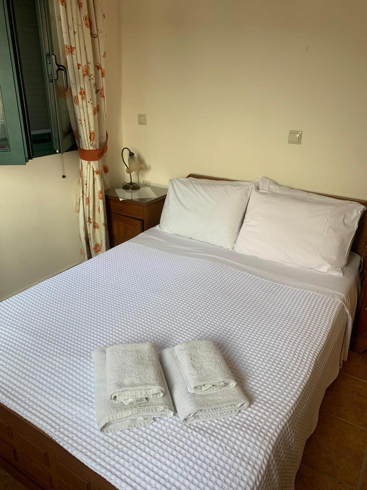 Vatoulia House Aparthotel Néon Oítilon Kültér fotó