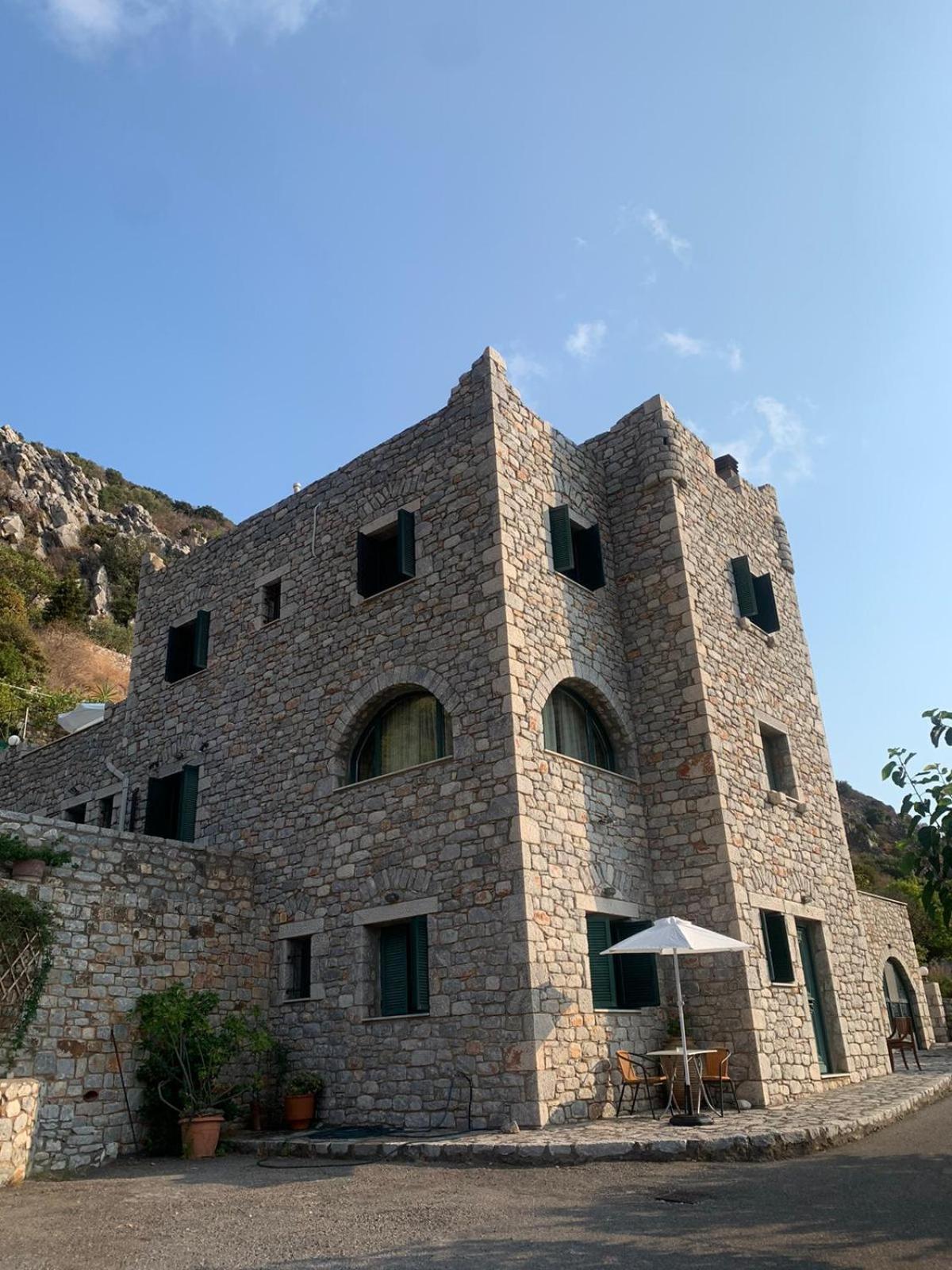 Vatoulia House Aparthotel Néon Oítilon Kültér fotó