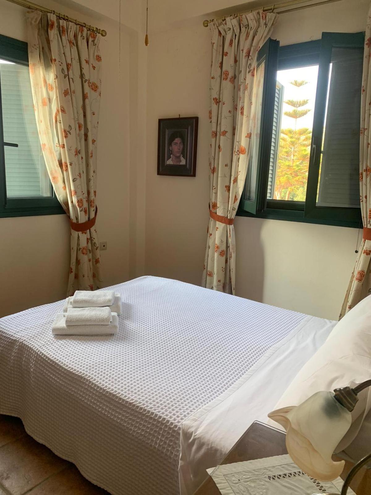 Vatoulia House Aparthotel Néon Oítilon Kültér fotó
