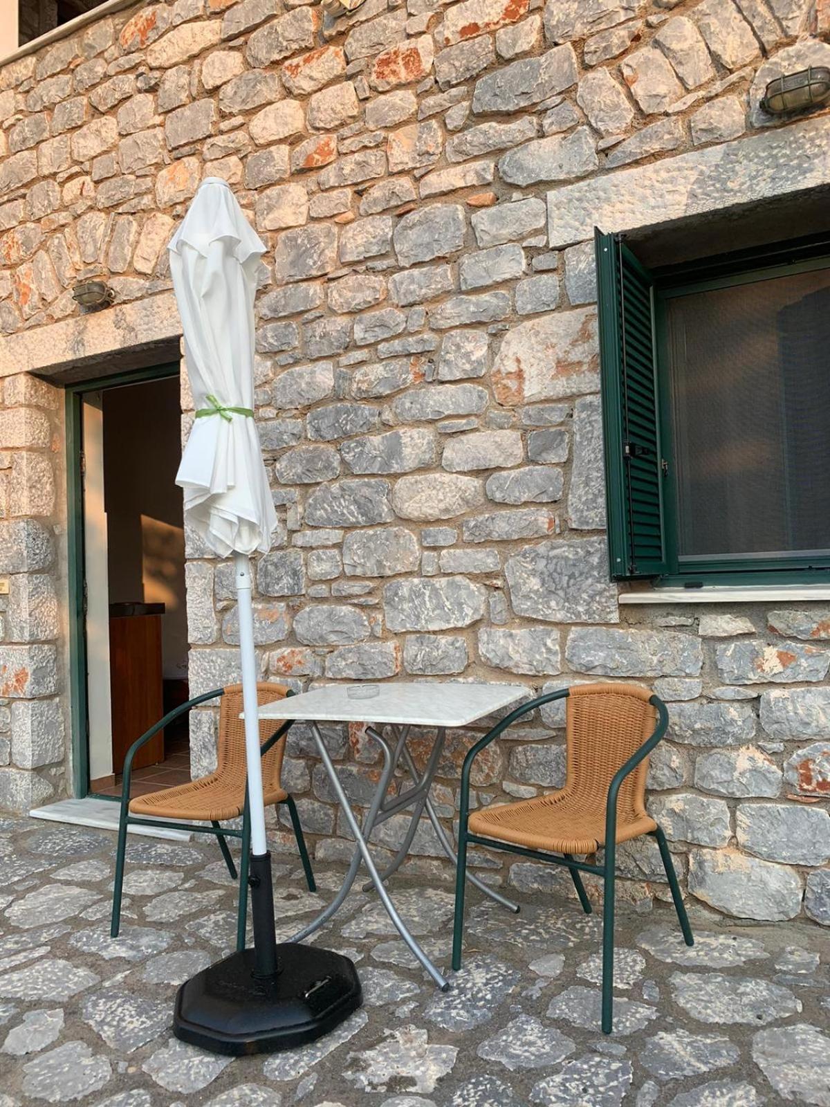 Vatoulia House Aparthotel Néon Oítilon Kültér fotó