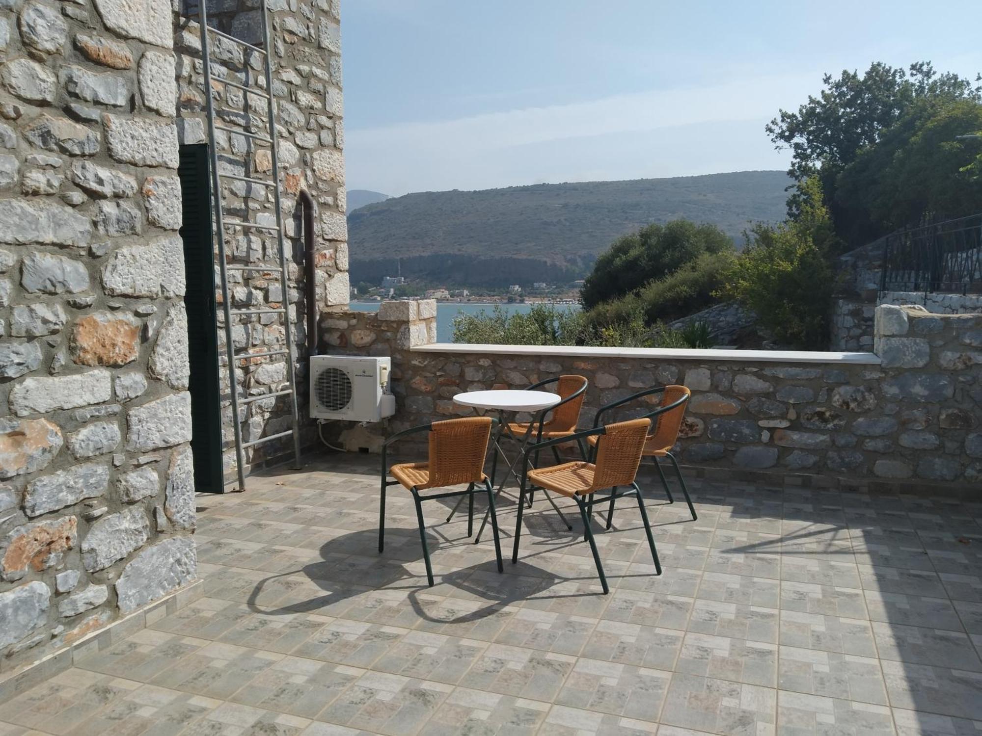 Vatoulia House Aparthotel Néon Oítilon Kültér fotó