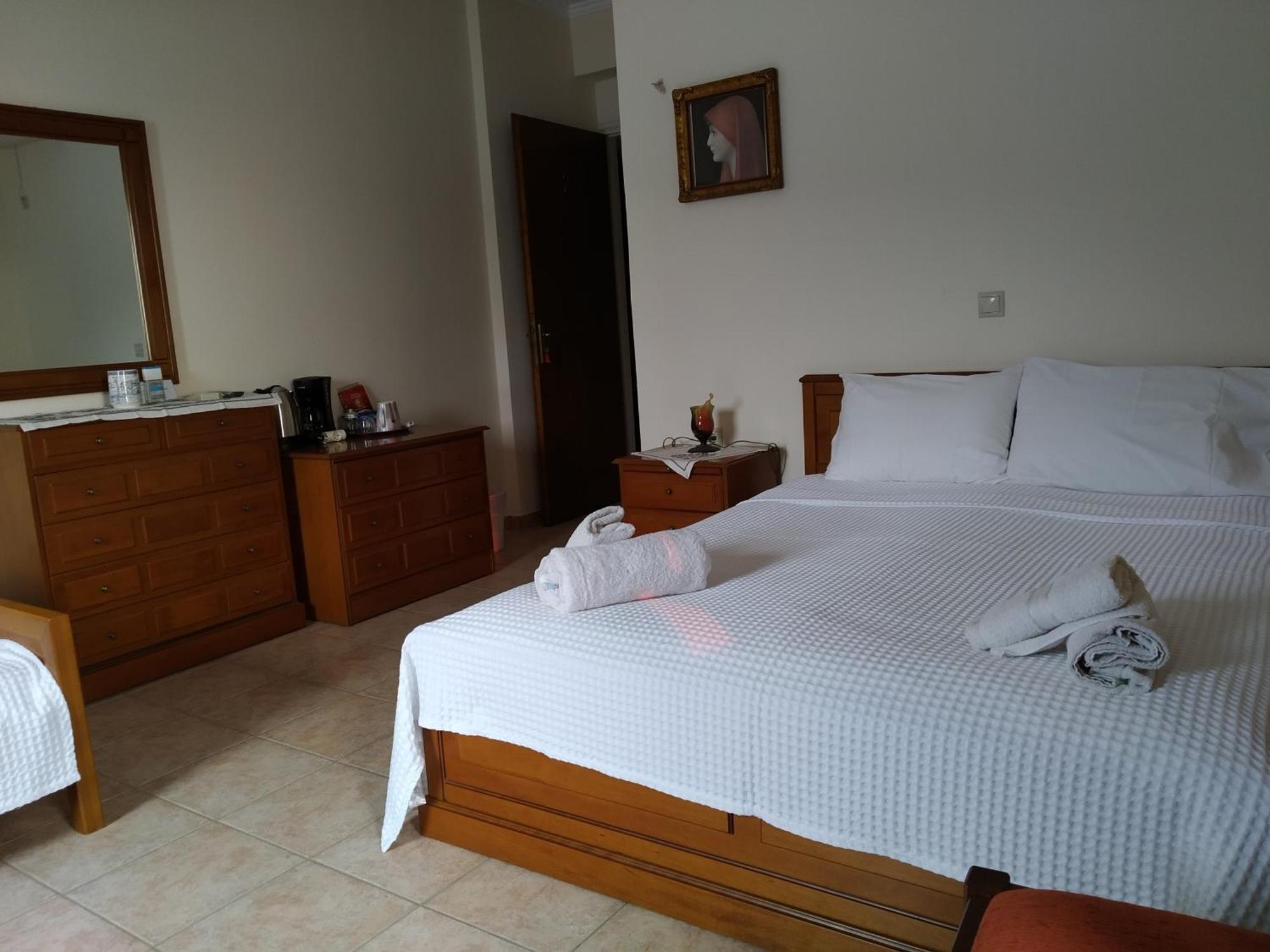 Vatoulia House Aparthotel Néon Oítilon Kültér fotó